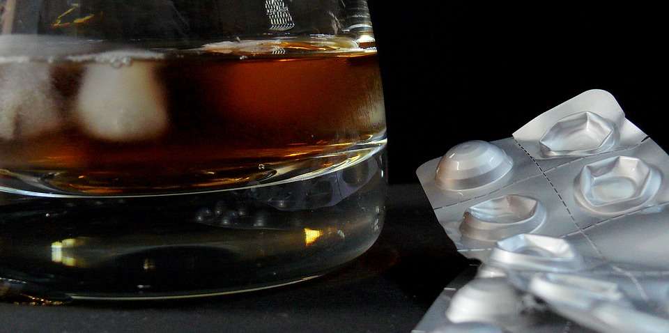 alkohol-und-drogen emotionaler missbrauch beziehung partnerschaft, kopp-wichmann, persoenlichkeits-blog
